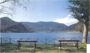 panorama lago di piediluco
